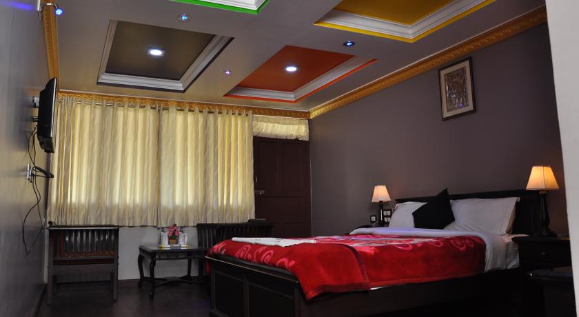 Hotel Grand Paradise Inn